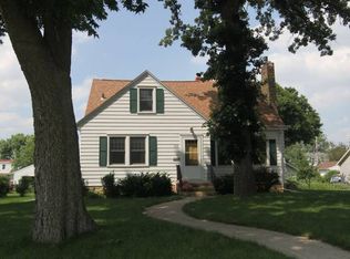 1018 E Main St, Mankato, MN 56001