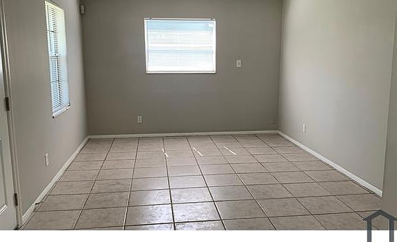 2nd image of 4801 S 86th St
