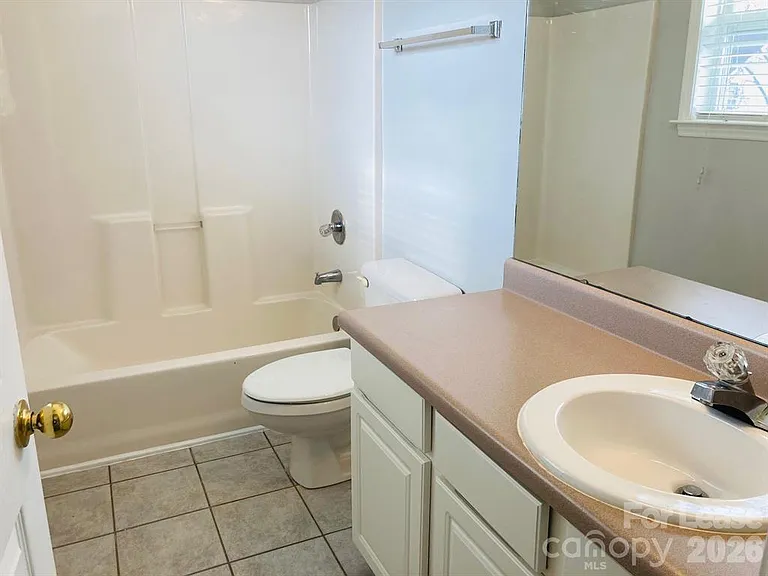 8004 Strandhill Rd — Photo 21