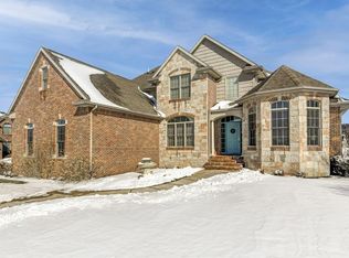 7600 Southport Ln, Springfield, IL 62711