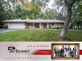 6566 W Donges Ln, Brown Deer, WI 53223