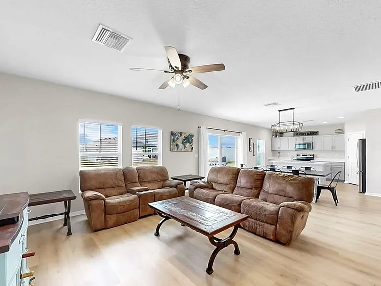 12724 Tannencrest Dr — Photo 19