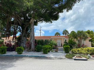 1000 Bogey Ln, Longboat Key, FL 34228