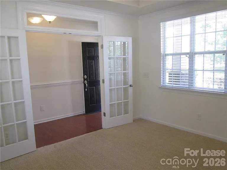 5707 Cactus Valley Rd — Photo 4