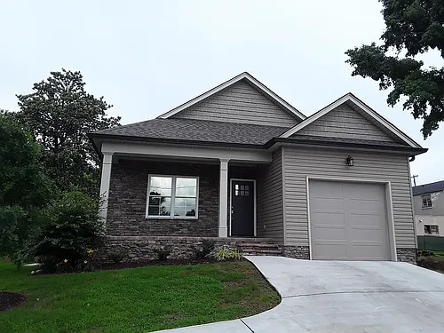 601 Grants Way NW Photo 1