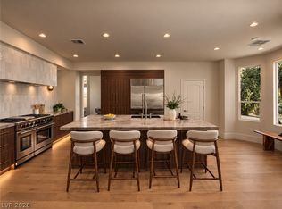 8833 Montagna Dr, Las Vegas, NV 89134