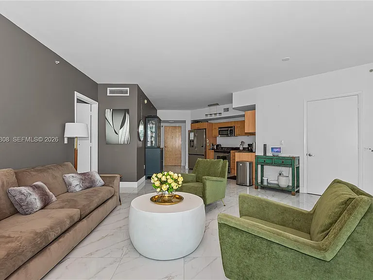 350 S Miami Ave #2102 — Photo 7