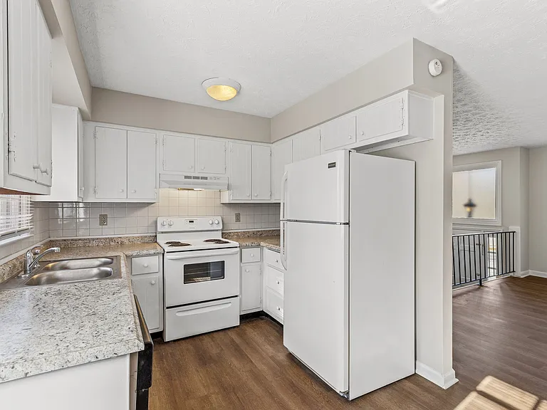 3395 Montavesta Rd — Photo 4
