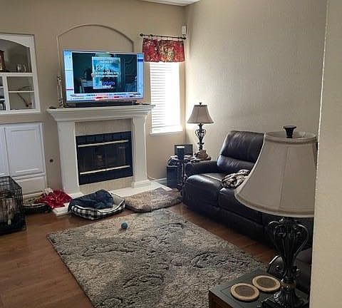 3rd image of 1133 Brookline Cir