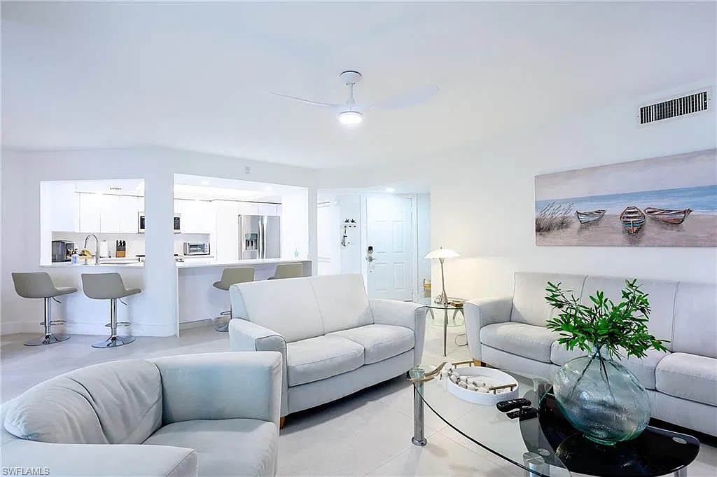 3 bed, 2.0 bath, 1450 sqft, $7,500 — Photo 1