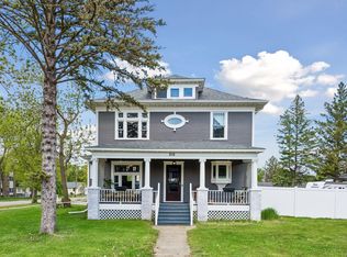 215 3rd St SE, Cokato, MN 55321