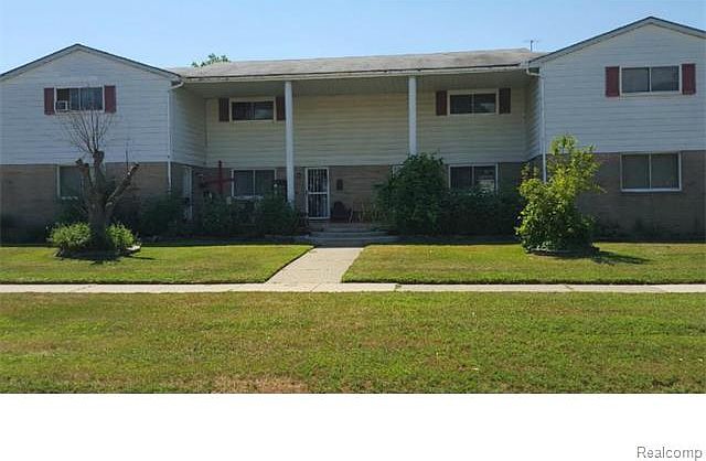 2nd image of 1226 E Lincoln Ave #1