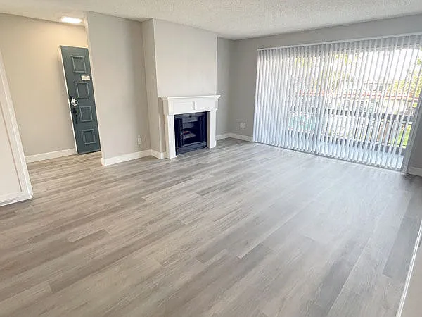 Casa Monterrey Apartments — Photo 9