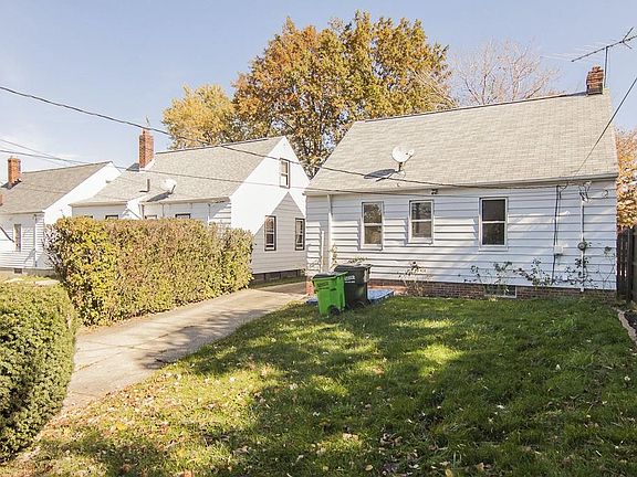 5th image of 954 E 225th St