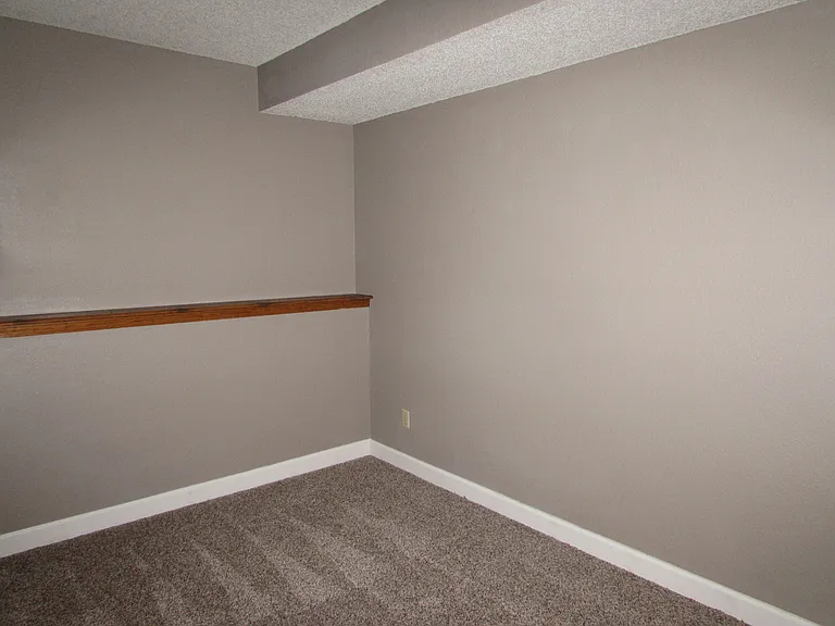 20602 Snicker Ct — Photo 31