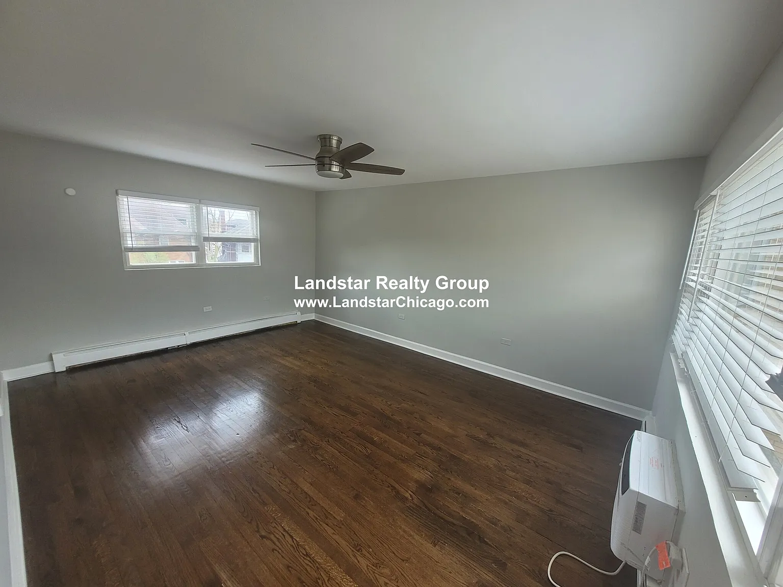 2 bed, 1.0 bath, $1,925 — Photo 3