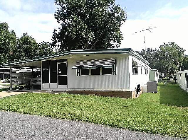 1st image of 178 Dutchess Dr