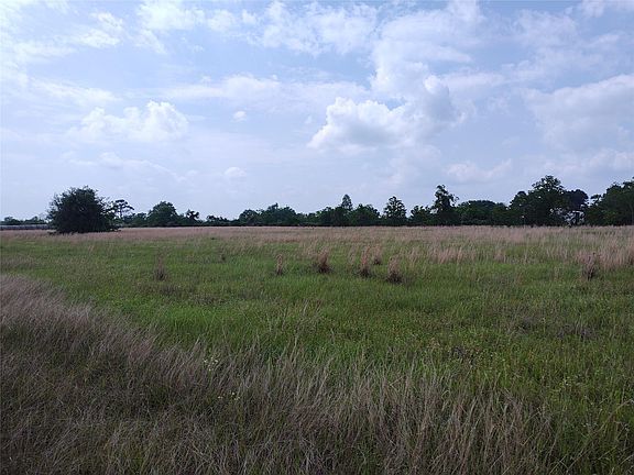 4th image of 19709 Becker Rd