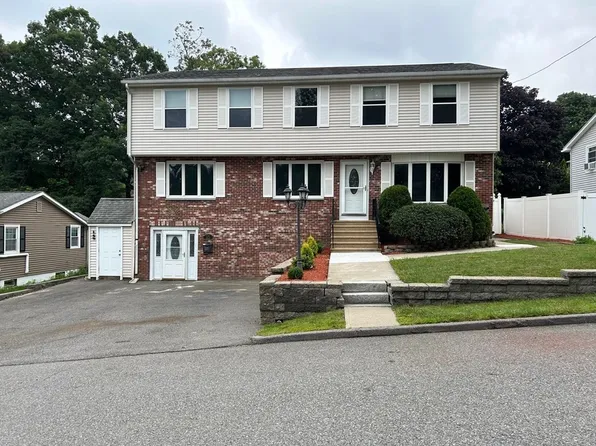 15 Diana St, Worcester, MA 01605