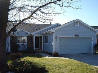 1726 Yardley Cir, Dayton, OH 45459