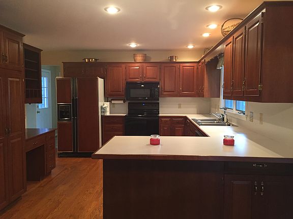 5th image of 1261 Tahoe Ct