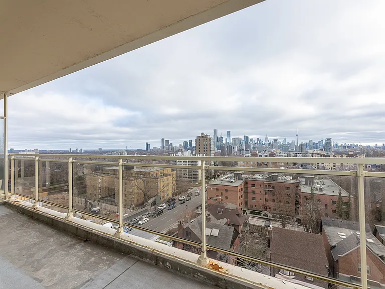 160 Balmoral Ave #906 — Photo 12