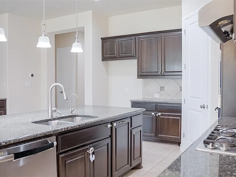 184 Fort Cobb Way — Photo 10