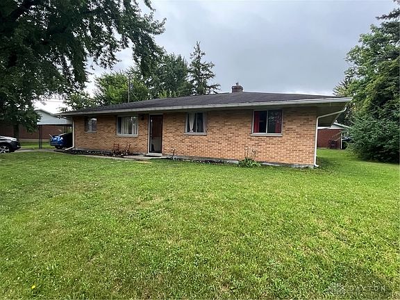 2nd image of 2918 Silvercliff Dr