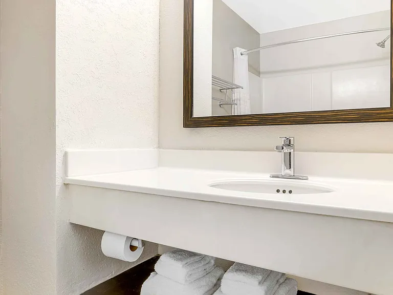 Studio Suite - 2 Queen Beds