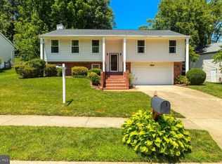 6204 Fushsimi Ct, Burke, VA 22015