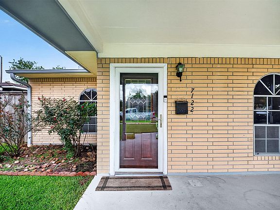4th image of 7122 Palmetto St