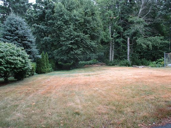 2nd image of 190 Charles Dr