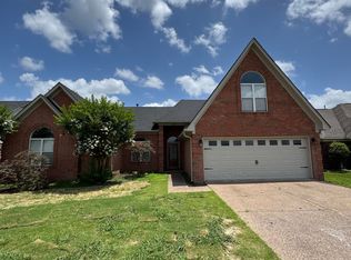 8854 Shellflower Dr, Southaven, MS 38671