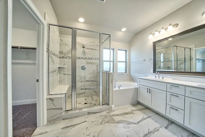6325 Fortuna Ln — Photo 4