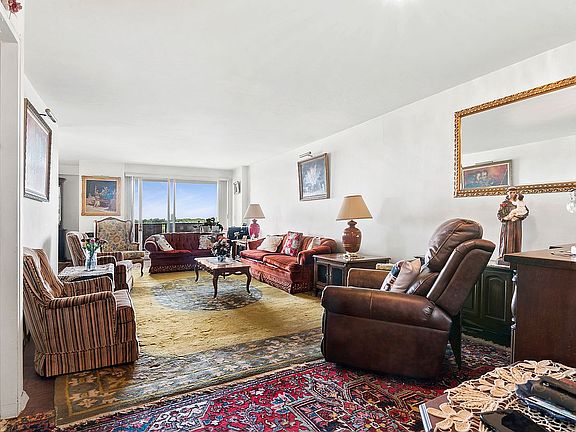2nd image of 110-11 Queens Blvd #20L