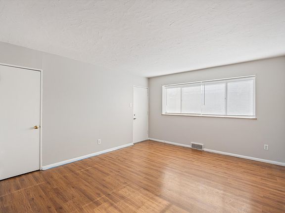 4th image of 7405 Olian Dr #A