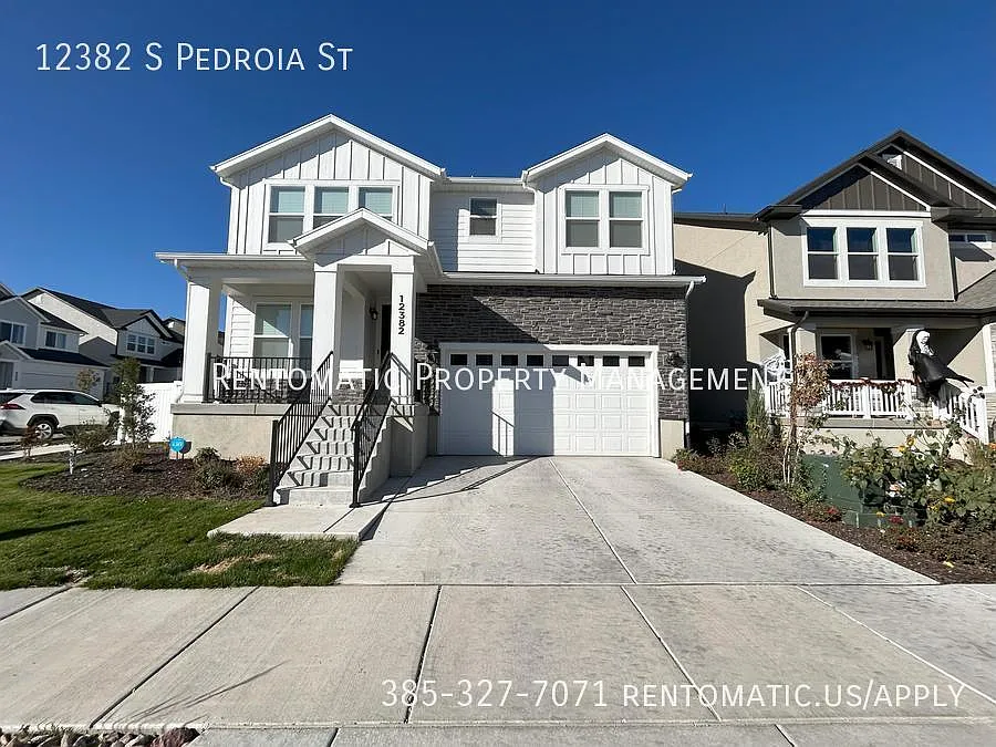 3 bed, 3400 sqft, $2,925 — Photo 2