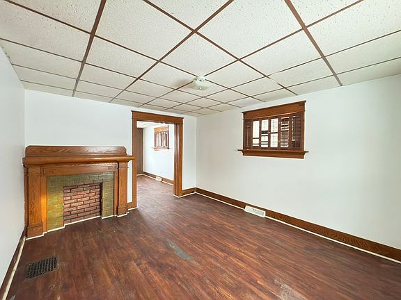 4th image of 313 Reed St
