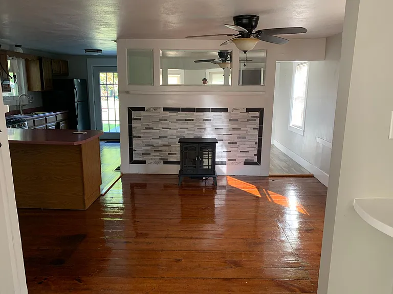 8 Floral Ave — Photo 10