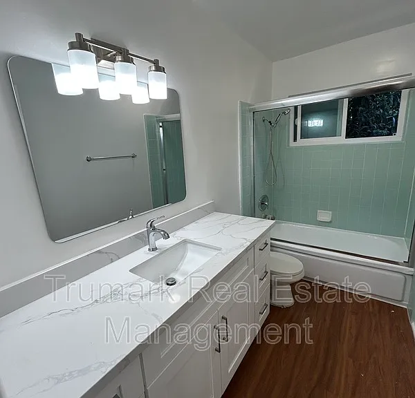 555 Palm Dr #A — Photo 7