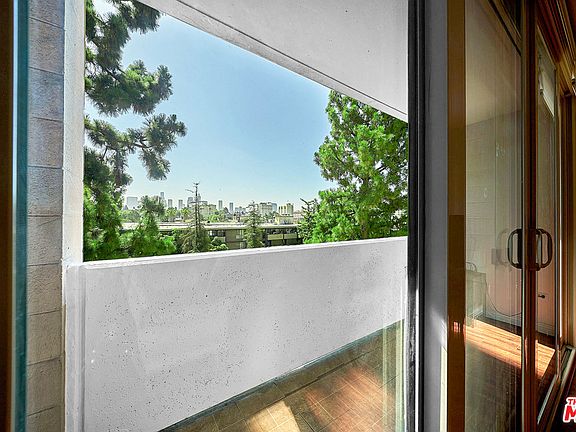 4th image of 421 S La Fayette Park Pl APT 530