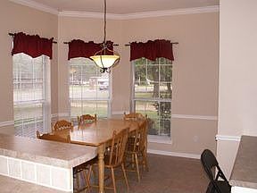 3rd image of 507 Meadowland Dr