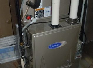 W7036 Pineview Dr, Onalaska, WI 54650