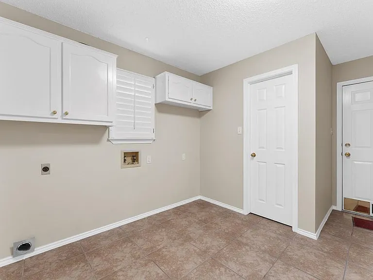 5309 Ridgefield Ct — Photo 35