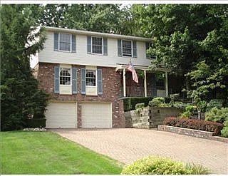 1st image of 3230 Hawthorne Ct
