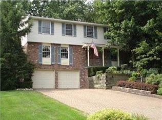 3230 Hawthorne Ct, Murrysville, PA 15668