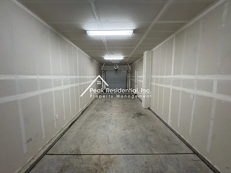 8215 Winterhead Ln — Photo 28