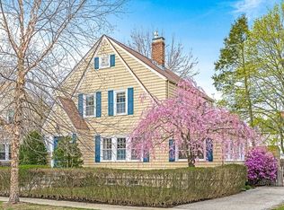 44 Forest St, Winchester, MA 01890
