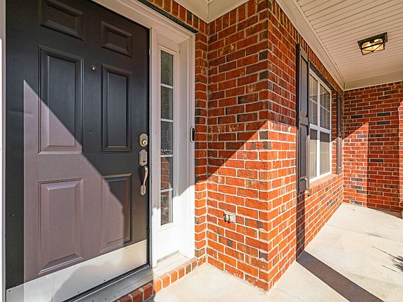 5th image of 5037 Saint Ives Dr
