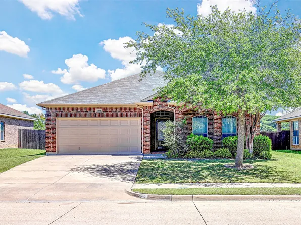 1108 Mourning Dove Dr, Burleson, TX 76028